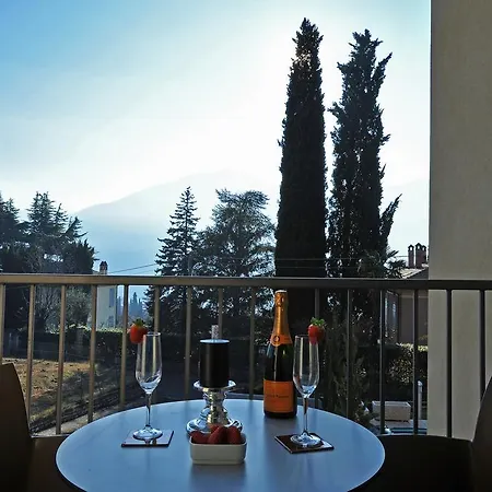 Belvedere تريميتْسّو