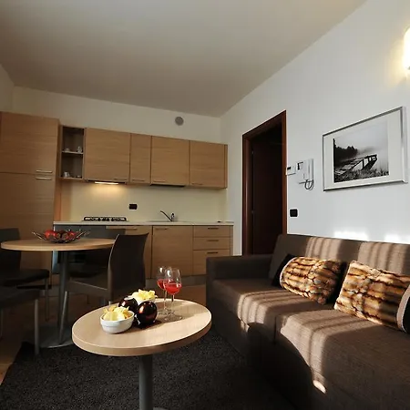 Aparthotel Belvedere *